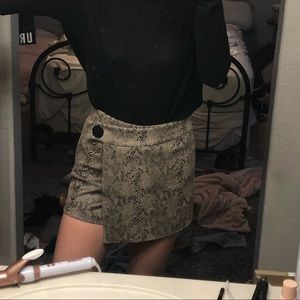 Snake print skort